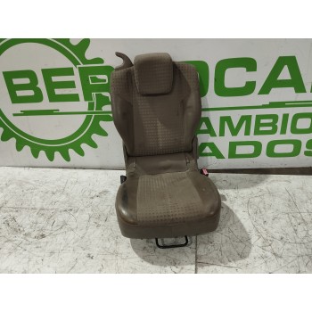 Recambio de asientos trasero derecho para renault scenic ii 1.6 16v referencia OEM IAM 7701061444  