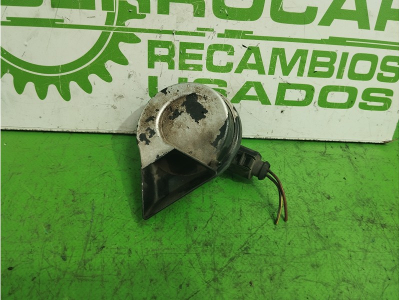 Recambio de claxon para seat ibiza (6l1) 1.9 tdi referencia OEM IAM E1000233  