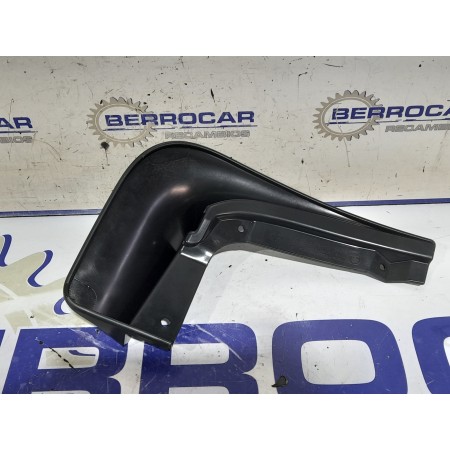 Recambio de guardabarros para skoda rapid referencia OEM IAM 5JA821822A  