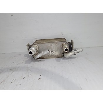 Recambio de enfriador aceite motor para land rover discovery 4 tdv6 hse referencia OEM IAM UBC500101  