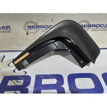 Recambio de guardabarros para skoda rapid referencia OEM IAM 5JA821822A  