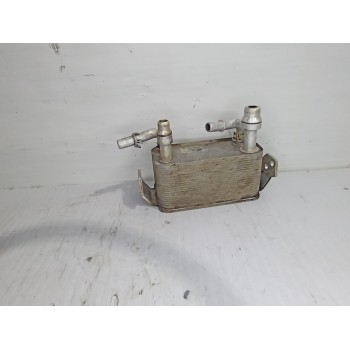 Recambio de enfriador aceite motor para land rover discovery 4 tdv6 hse referencia OEM IAM UBC500101  