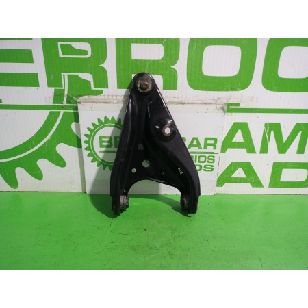 Recambio de brazo suspension inferior delantero derecho para dacia sandero laureate referencia OEM IAM 545006623R  
