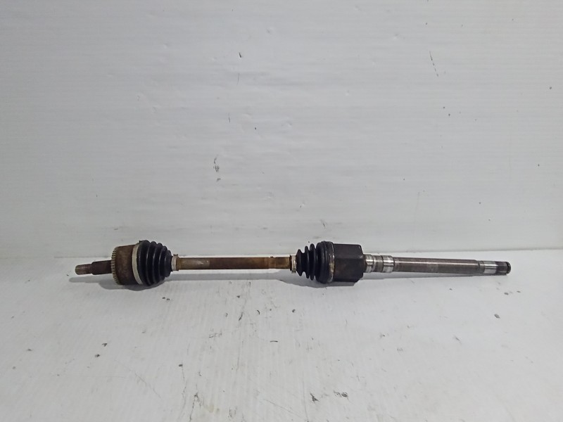 Recambio de transmision delantera derecha para land rover discovery 4 tdv6 hse referencia OEM IAM TDB500100  