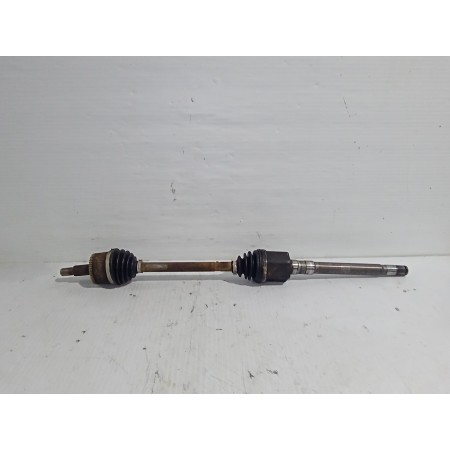 Recambio de transmision delantera derecha para land rover discovery 4 tdv6 hse referencia OEM IAM TDB500100  