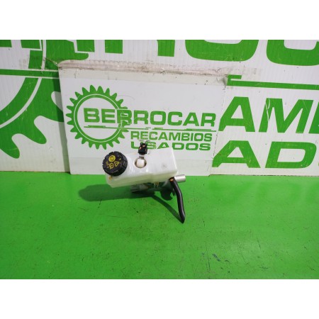 Recambio de bomba freno para dacia sandero laureate referencia OEM IAM 460915125R  