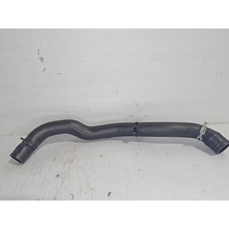 Recambio de tubo para land rover discovery 4 tdv6 hse referencia OEM IAM AH228584AC  