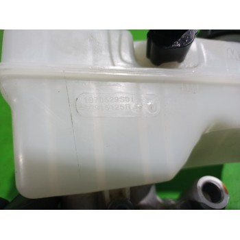 Recambio de bomba freno para dacia sandero laureate referencia OEM IAM 460915125R  