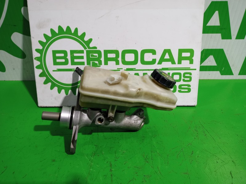 Recambio de bomba freno para renault scenic ii 1.6 16v referencia OEM IAM 32067111  