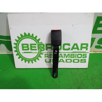 Recambio de enganche cinturon delantero izquierdo para seat ibiza (6k1) select referencia OEM IAM 6K0857755C  