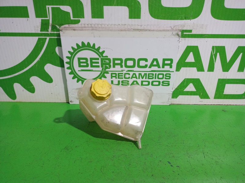 Recambio de deposito expansion para ford fiesta (cbk) ambiente referencia OEM IAM 3S618K218  