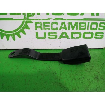 Recambio de enganche cinturon delantero izquierdo para seat ibiza (6k1) select referencia OEM IAM 6K0857755C  