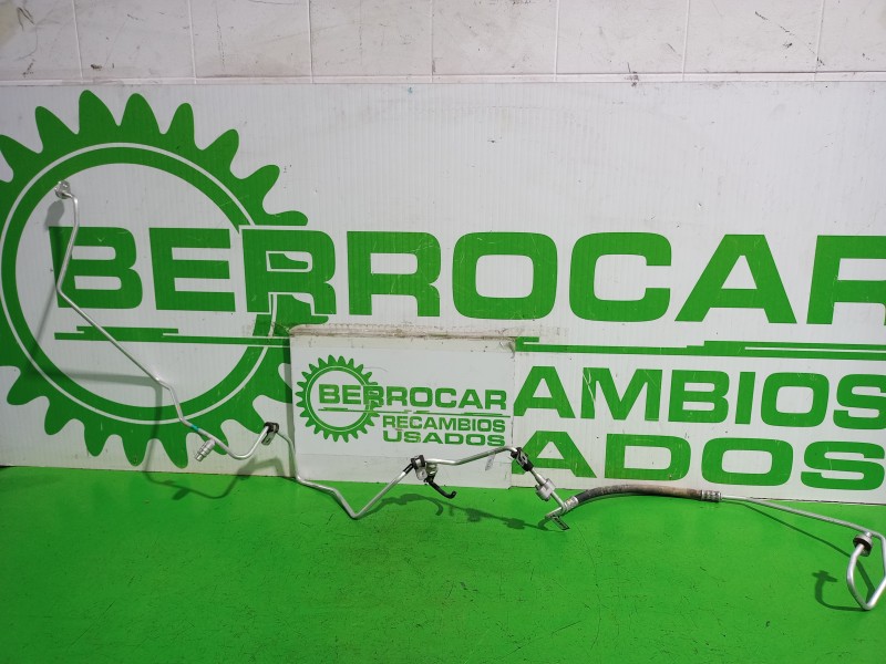 Recambio de tubos aire acondicionado para dacia sandero laureate referencia OEM IAM 924402791R  