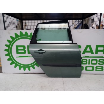Recambio de puerta trasera derecha para renault scenic ii 1.5 dci diesel referencia OEM IAM 821005158R  