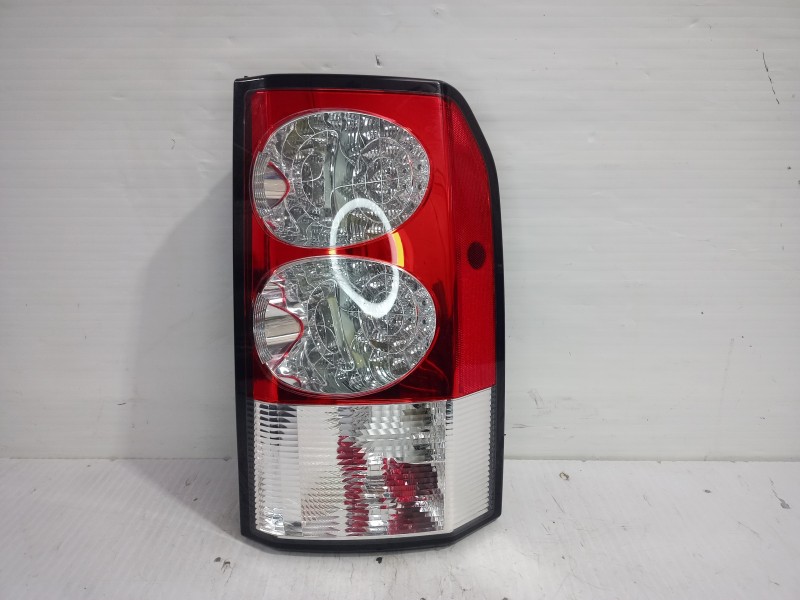 Recambio de piloto trasero derecho para land rover discovery 4 tdv6 hse referencia OEM IAM AH2213404AC / LR014002  