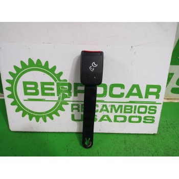 Recambio de enganche cinturon delantero derecho para seat ibiza (6k1) select referencia OEM IAM 6K0857755C  