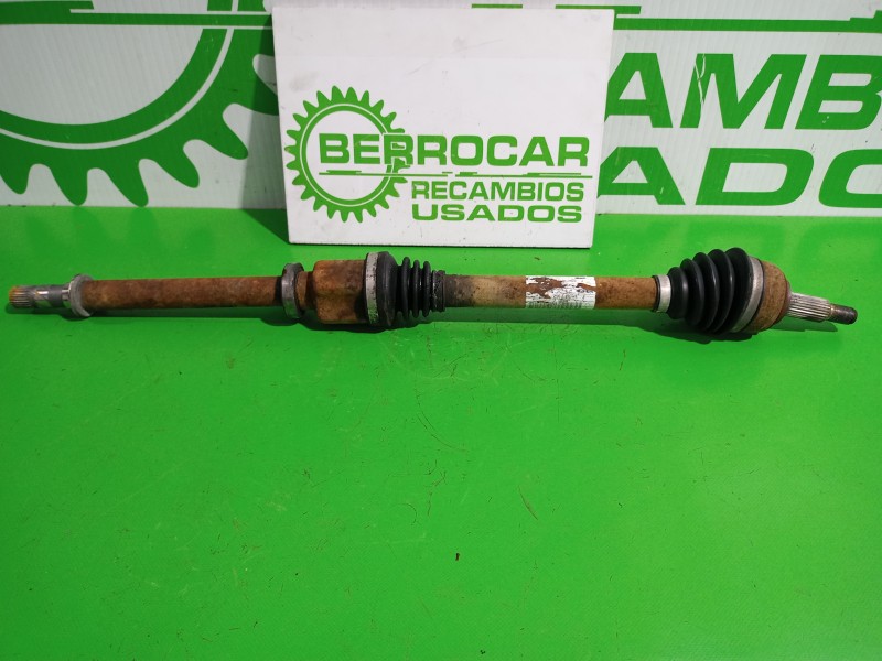 Recambio de transmision delantera derecha para renault scenic ii 1.6 16v referencia OEM IAM 8200327707  