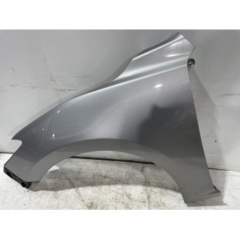 Recambio de aleta delantera izquierda para mazda 3 lim. () center-line referencia OEM IAM B45A52211B  