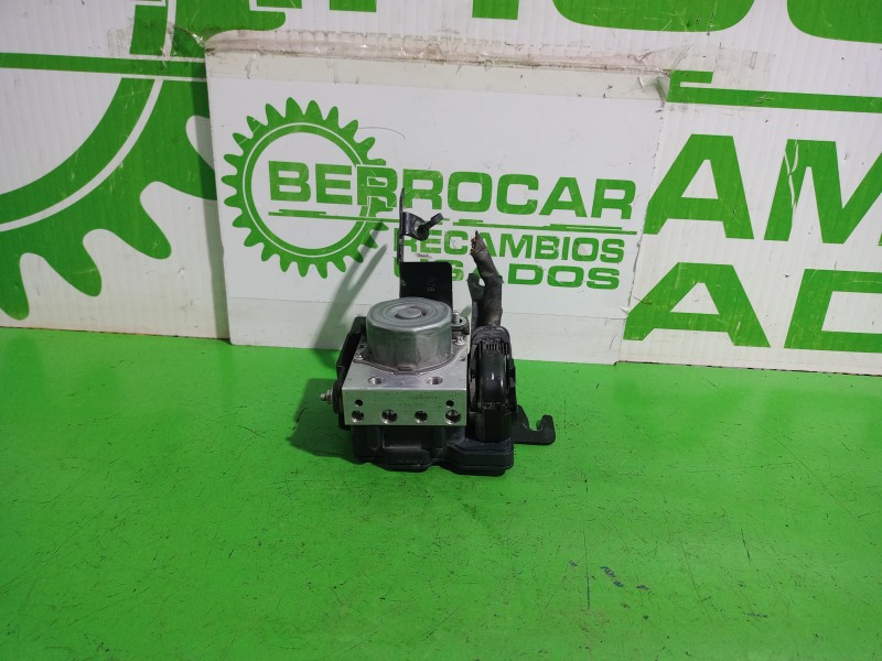Recambio de abs para dacia sandero laureate referencia OEM IAM 476601842R  