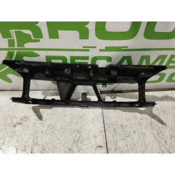 Recambio de panel frontal para renault scenic ii 1.6 16v referencia OEM IAM 8200140174  