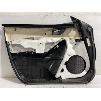 Recambio de guarnecido puerta delantera derecha para mazda 3 lim. () center-line referencia OEM IAM BHN96843Z  