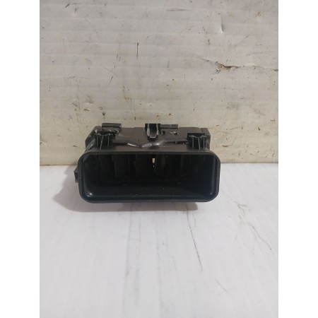 Recambio de rejilla aireadora para peugeot rifter 1.5 bluehdi 100 referencia OEM IAM 98165648ZD  