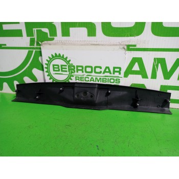 Recambio de moldura para ford fiesta (cbk) ambiente referencia OEM IAM 2S61A40352  