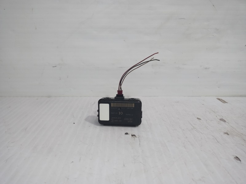 Recambio de modulo electronico para land rover discovery 4 tdv6 hse referencia OEM IAM AH4215K602  