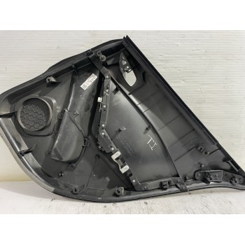Recambio de guarnecido puerta trasera izquierda para mazda 3 lim. () center-line referencia OEM IAM BHN96856Z  