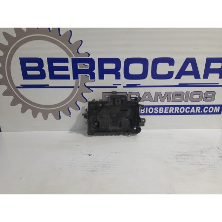 Recambio de soporte bateria para opel corsa d 1.3 16v cdti referencia OEM IAM 13235642  