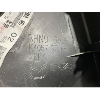 Recambio de guarnecido puerta trasera derecha para mazda 3 lim. () center-line referencia OEM IAM BHN968520C02  