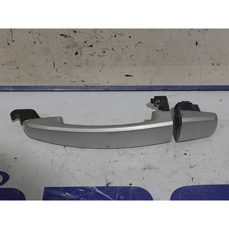 Recambio de maneta exterior delantera derecha para opel zafira b 1.6 16v cat referencia OEM IAM 13142770  