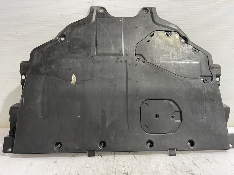 Recambio de cubrecarter para mazda 3 lim. () center-line referencia OEM IAM GHR556071  