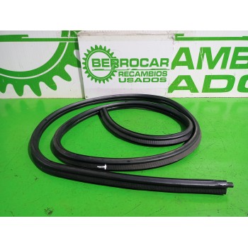 Recambio de goma contorno para ford fiesta (cbk) ambiente referencia OEM IAM 1228434  