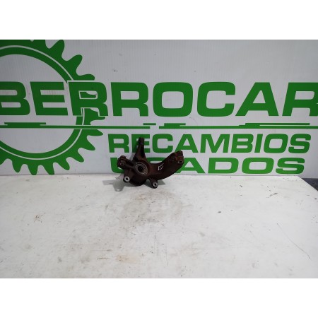 Recambio de mangueta delantera derecha para renault scenic ii 1.9 dci diesel referencia OEM IAM 8200297033  