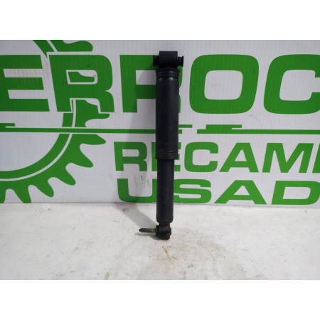 Recambio de amortiguador trasero para renault scenic ii 1.9 dci diesel referencia OEM IAM 8200421322  