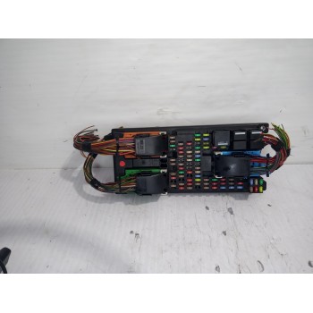 CAJA RELES / FUSIBLES AH2214F041AE 