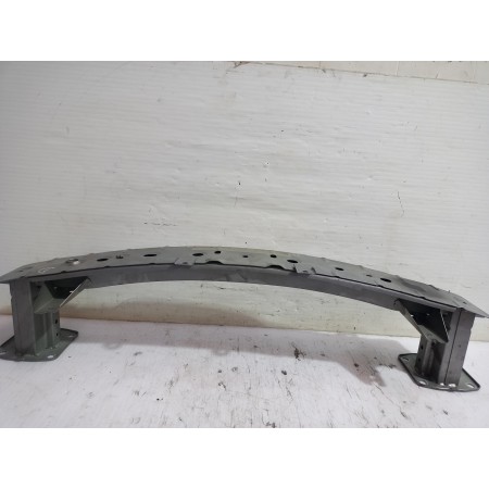 Recambio de refuerzo paragolpes delantero para mazda 3 lim. () center-line referencia OEM IAM B45A50070A  