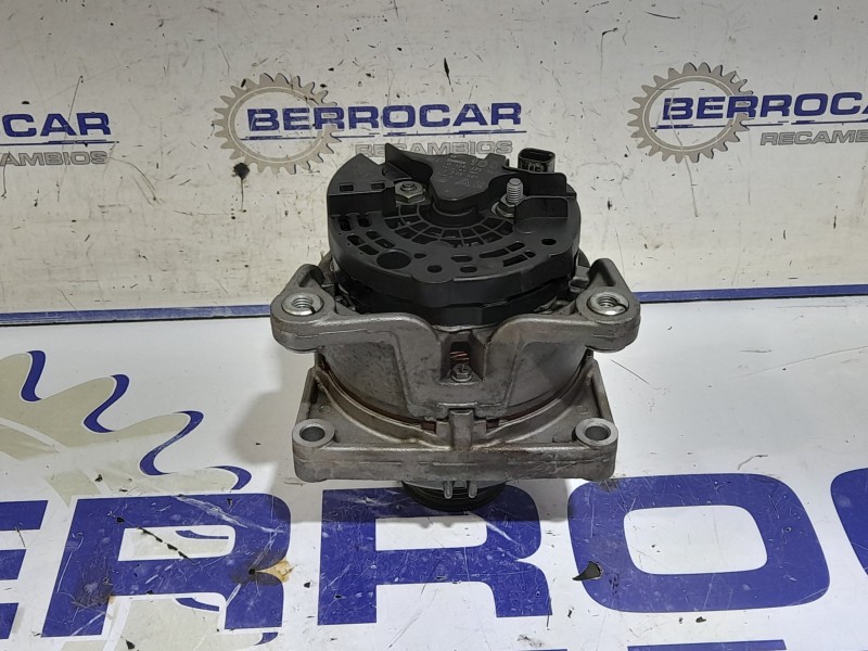 Recambio de alternador para opel zafira b 1.6 16v cat referencia OEM IAM 13229984  