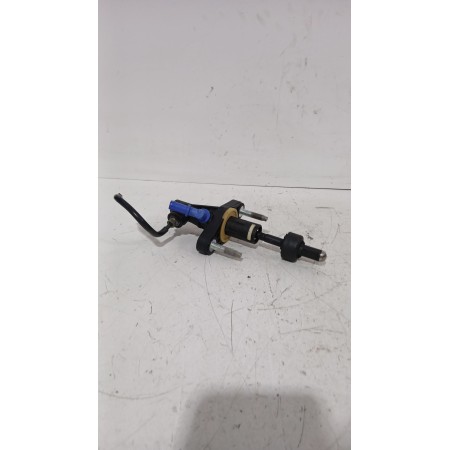 Recambio de bombin embrague para toyota yaris (_p9_) 1.33 vvt-i (nsp90_) referencia OEM IAM 314200D111  