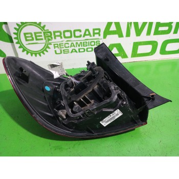 Recambio de piloto trasero derecho para dacia sandero laureate referencia OEM IAM 265506147R  