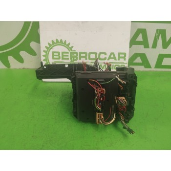 CAJA RELES / FUSIBLES 6Q1937049F 