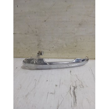 Recambio de maneta exterior delantera derecha para kia carens iii monospace (un) 2.0 crdi 140 referencia OEM IAM 826601D030  