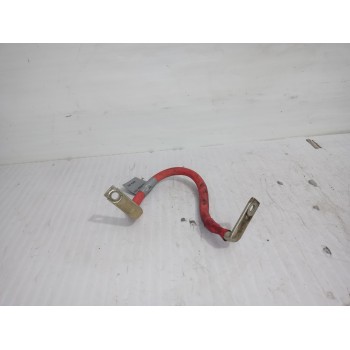 Recambio de borna postiva para land rover discovery 4 tdv6 hse referencia OEM IAM AH2210B680BA  