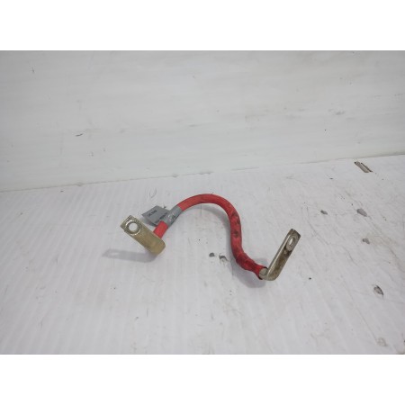 Recambio de borna postiva para land rover discovery 4 tdv6 hse referencia OEM IAM AH2210B680BA  