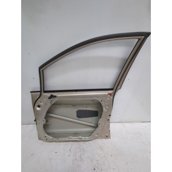 Recambio de puerta delantera derecha para kia carens iii monospace (un) 2.0 crdi 140 referencia OEM IAM 760041D010  