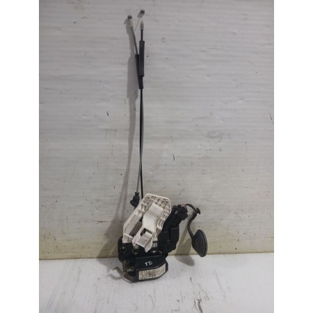 Recambio de cerradura puerta trasera derecha para kia carens iii monospace (un) 2.0 crdi 140 referencia OEM IAM 814201D010  