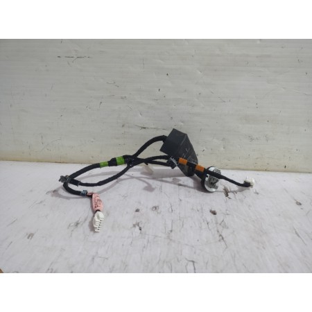 Recambio de cableado puerta para mazda 3 lim. () center-line referencia OEM IAM BHN967210  