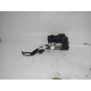 Recambio de bomba suspension para land rover discovery 4 tdv6 hse referencia OEM IAM BH3219G525DF  