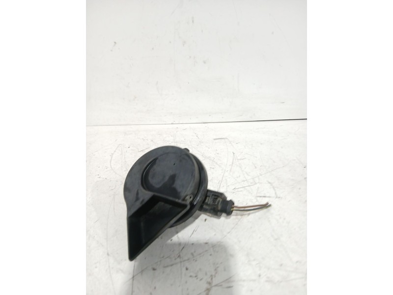Recambio de claxon para volkswagen polo iv (9n_, 9a_) 1.9 sdi referencia OEM IAM 6Q0951223S  